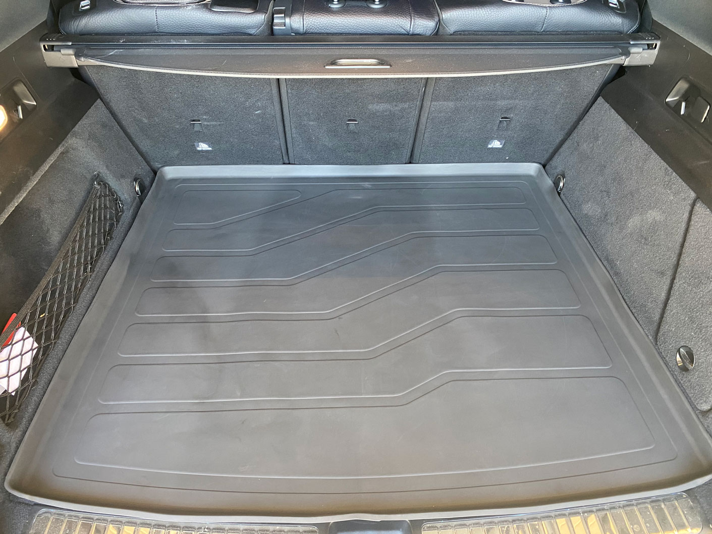 Mercedes-Benz-GLE-(2018-)-trunk-foto-1-2